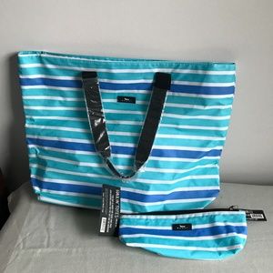 Scout Tote & pouch NWT